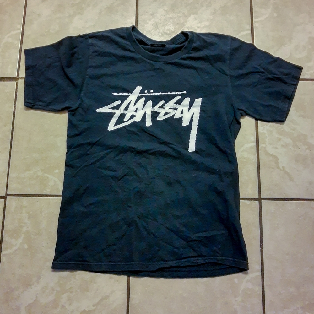 Vtg Stussy Spell out Graphic Tee sz. Sm EUC